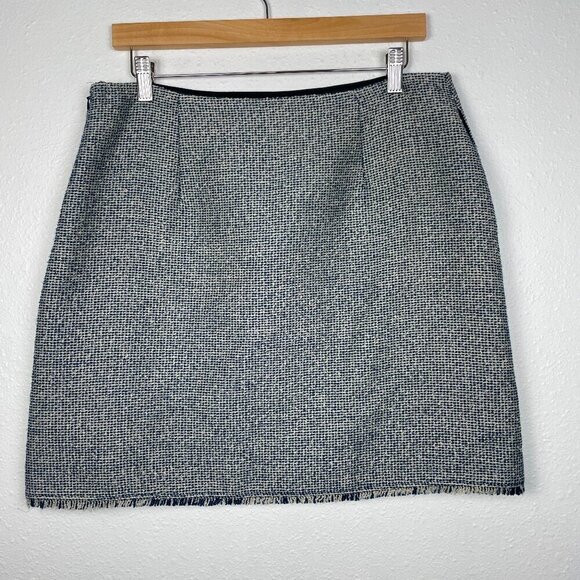 Banana Republic Navy Blue and Silver Tweed Academic Preppy Skirt Size: 10 - Picture 2 of 9